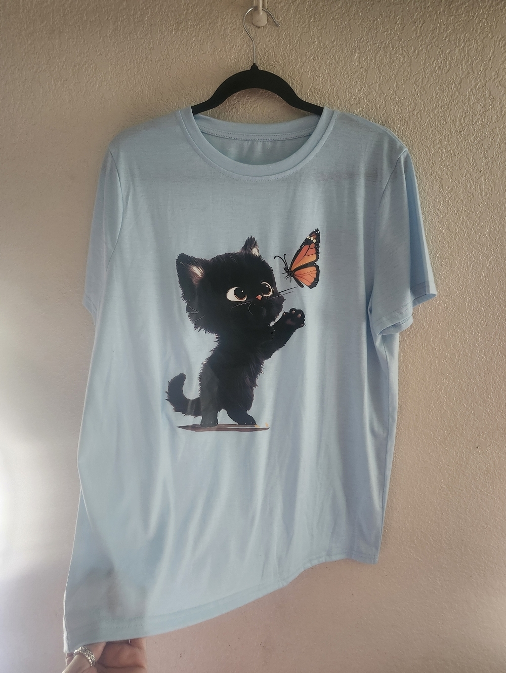 NWOT Purchased 4rm @cara_etc "Black Kitten🐈⬛& Butterfly🦋 Graphic Tee" Sky🩵XL - Picture 7 of 9
